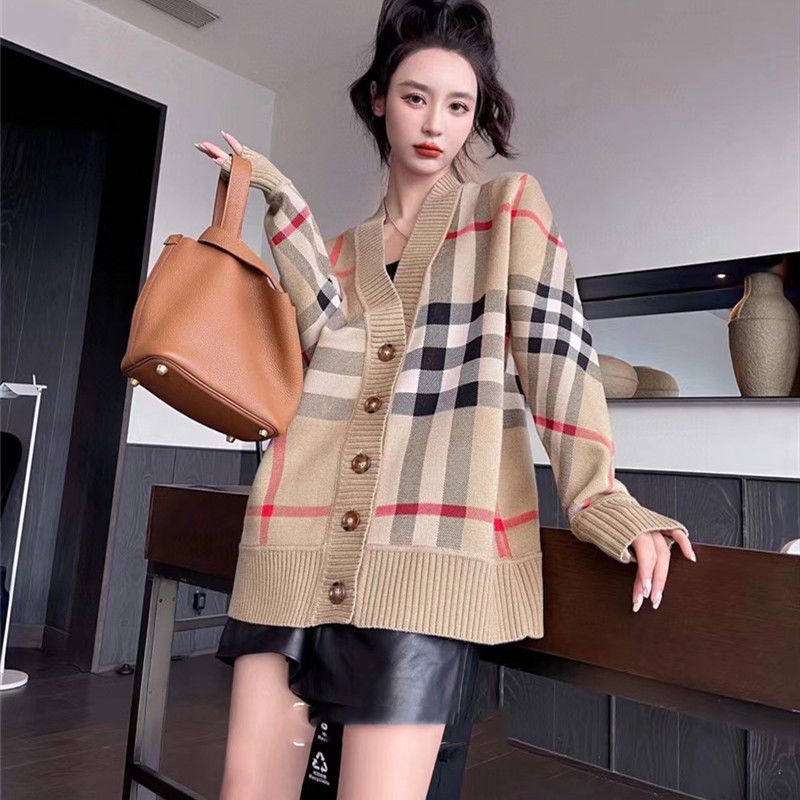 BURBERRY ! เบอร์เบอร์รี่ ! เสื้อสเวตเตอร์และคาร์ดิแกนเทรนด์สบายแฟชั่นใหม่