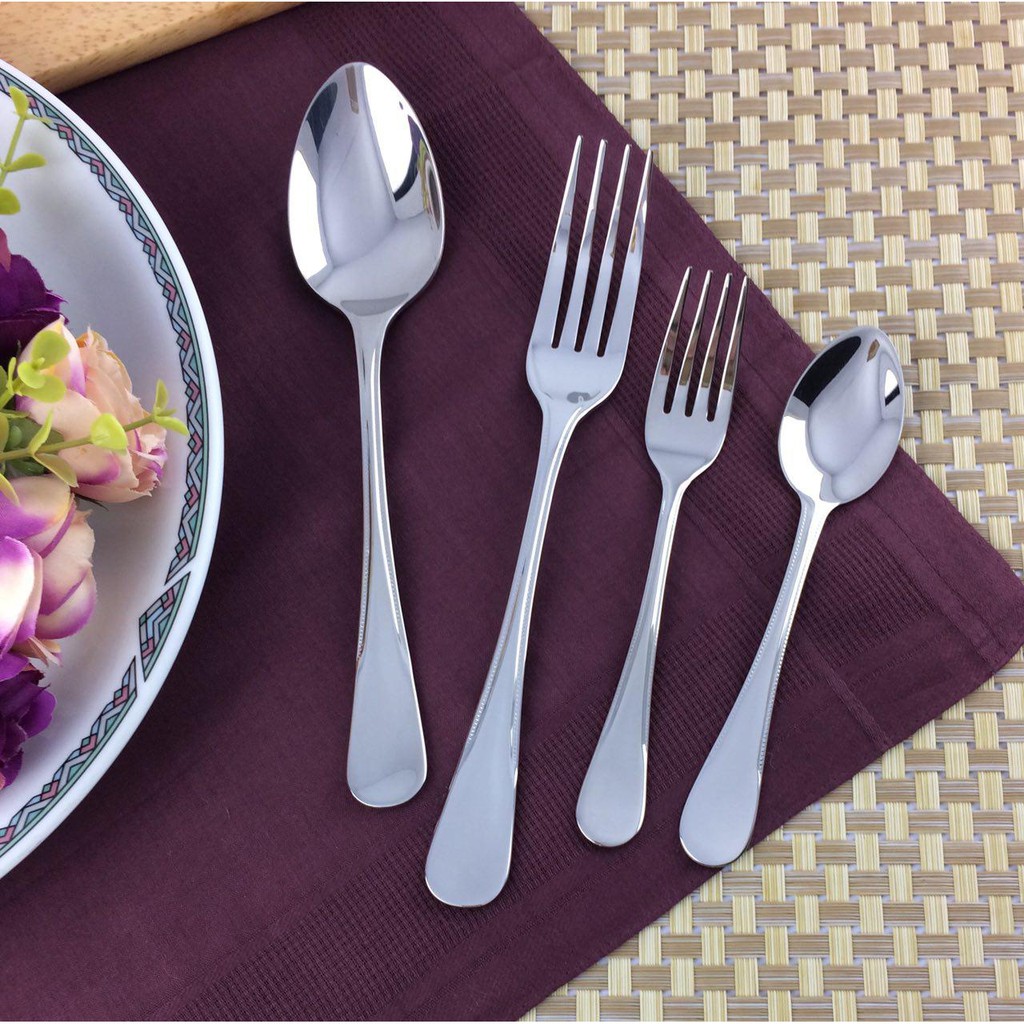Twin Fish 82 ชุดรับประทานอาหาร 8 ชิ้น / ชุด เกรดสเตนเลส 304 รับประกันปลอดสนิม