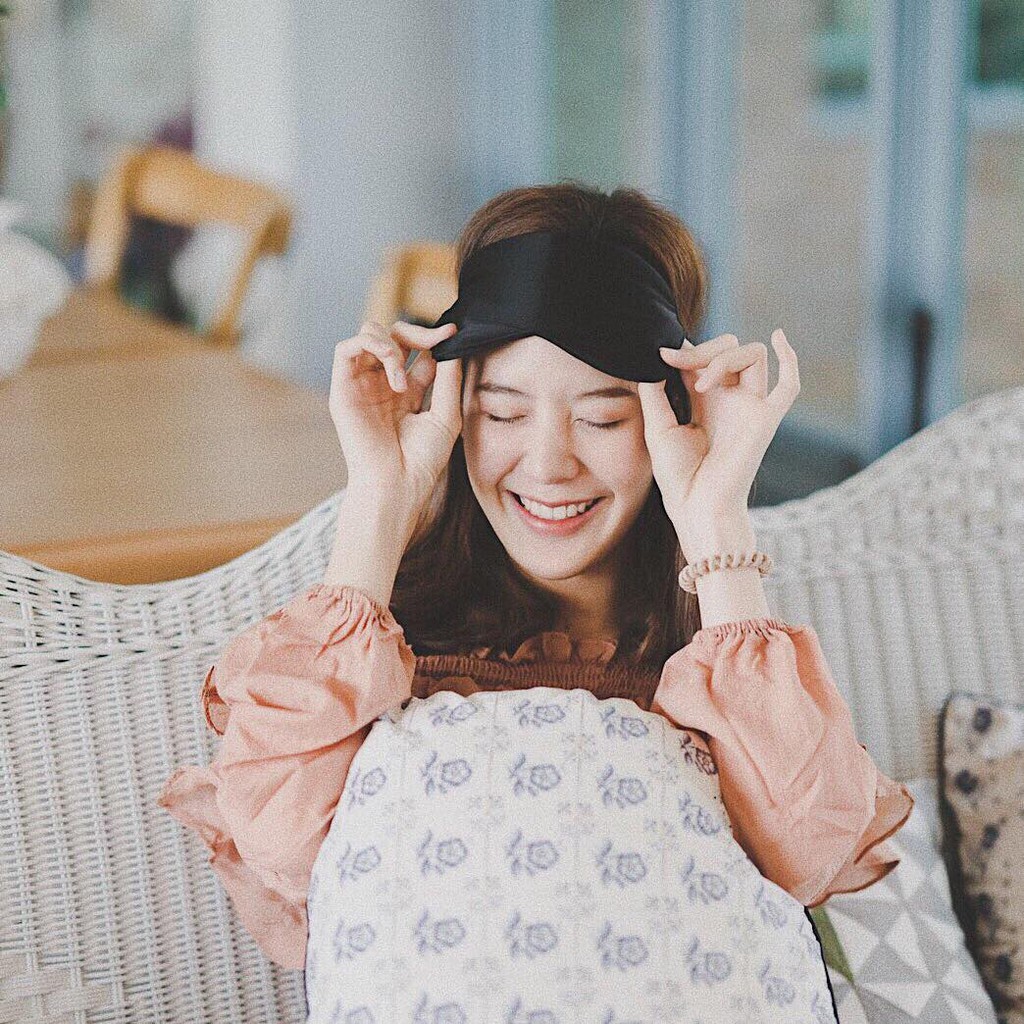 Alaska Bear ผ้าปิดตา 100% Mulberry Silk Sleep Mask/Blindfold, 19 momme 600 thread counts, super smooth (Color Black)