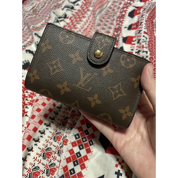 ❌❌❌ขายแล้ว❌❌❌ กระเป๋าสตางค์ใบสั้น LV หนังแท้ คัดตู้ญี่ปุ่น ลุ้นแท้