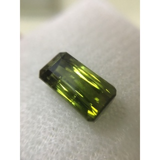 GREEN TOURMALINE  กรีนทัวร์มาลีนแท้ 2.29 กะรัต พลอยดิบเนื้อดี สีสวย