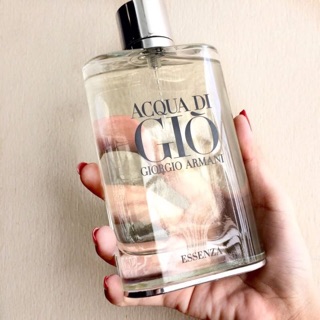 giorgio armani essenza 180 ml