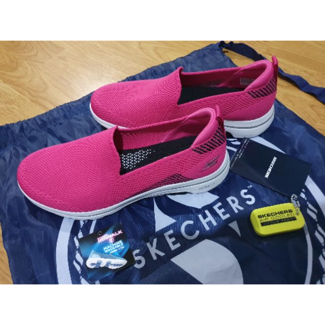 SKECHERS GO WALK 5 รุ่นใหม่ค่ะ