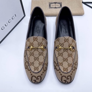 รองเท้าโลฟเฟอร์ กุชชี่ WOMEN’S MAXI GG JORDAAN LOAFER