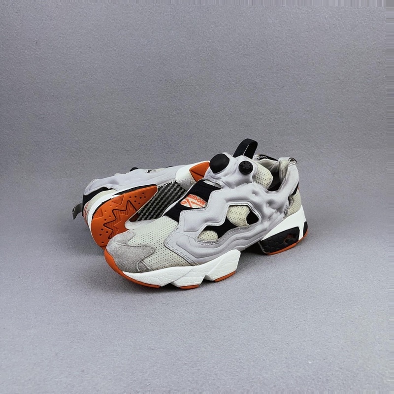 รองเท้ามือสอง Reebok Insta Pump Fury OG ของแท้100% Size :: 42eu / 27cm