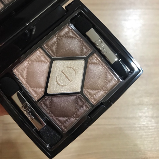 💕พร้อมส่ง Dior Eyeshadow #539