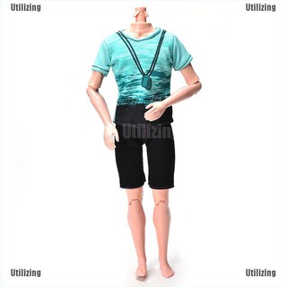 Utilizing ชุดเสื้อยืดสีเขียว กางเกงขาสั้น สีดํา สําหรับเคน