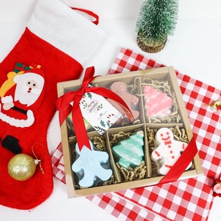 (พร้อมส่ง) CHRISTMAS BATH BOMB GIFT BOX 1 กล่อง มี 6 ก้อน bath bomb set  bath bomb box บาธบอมบ์ สบู่แช่ตัว สบู่ทำสปา