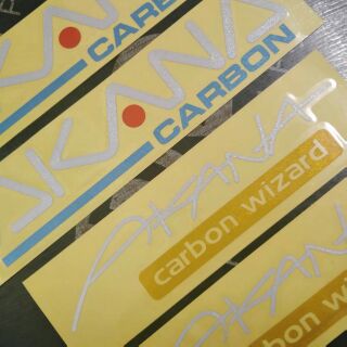 สติ๊กเกอร์แต่งรถ AKANA carbon