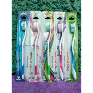 Lilly - ลิลลี่ แปรงสีฟัน แพ็ค 3 และ 5 ด้าม หลายรุ่น