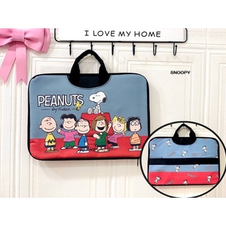 SNOOPY R  กระเป๋าโน๊ตบุ๊ค กระเป๋าNOTEBOOK งานหนังPU บุนื่ม มีช่่องแบ่งหลายช่อง ขนาด 43x31cm ขนาด15.6นิ้ว       MANOPNEST