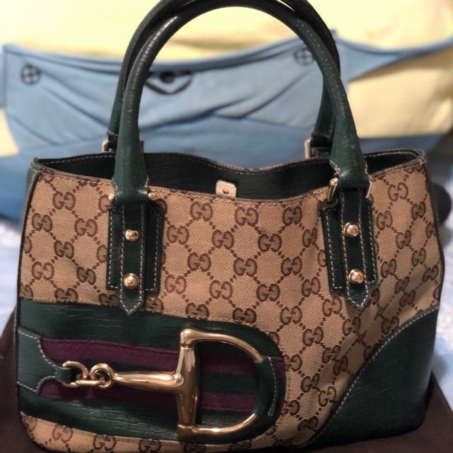 กระเป๋า Gucci Hasler แท้ 💯% มือสองสภาพสวย