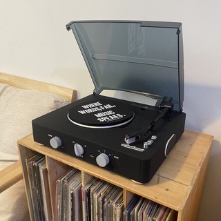 เครื่องเล่นแผ่นเสียง Gadhouse Brad Black Edition turntableเครื่องเล่นแผ่นเสียง มือหนึ่ง ประกันศูนย์