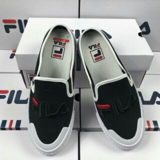 รองเท้าหุ้มส้น FILA