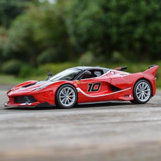 Bburago 1:24 Ferrari FXX K รถหล่อแบบคงที่โมเดลของเล่นงรถยนต์านอดิเรกของสะสม