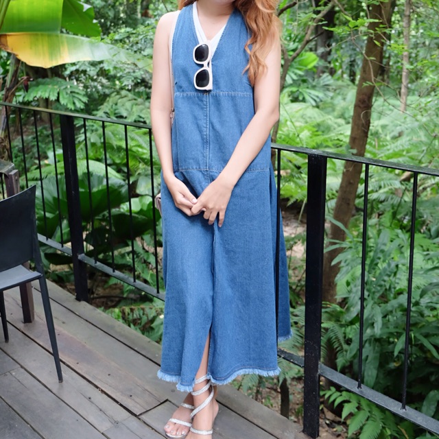 เดรสยาวผ้ายีนส์แท้ งานเกาหลี จากร้าน zatani สภาพใหม่มากค่ะ💕