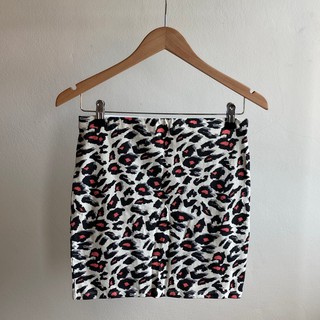 กระโปรงมินิ Bershka Leopard Print Mini Skirt