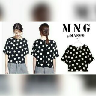 พร้อมส่ง

MANGO : Polka Dot Print Blouse เสื้อสีดำ แขนสั้น ลายจุดสีขาว ผ้าโพลีเอสเตอร์