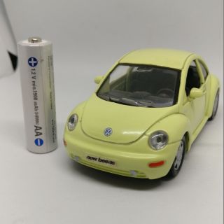 Volkswagen beetle by Maisto