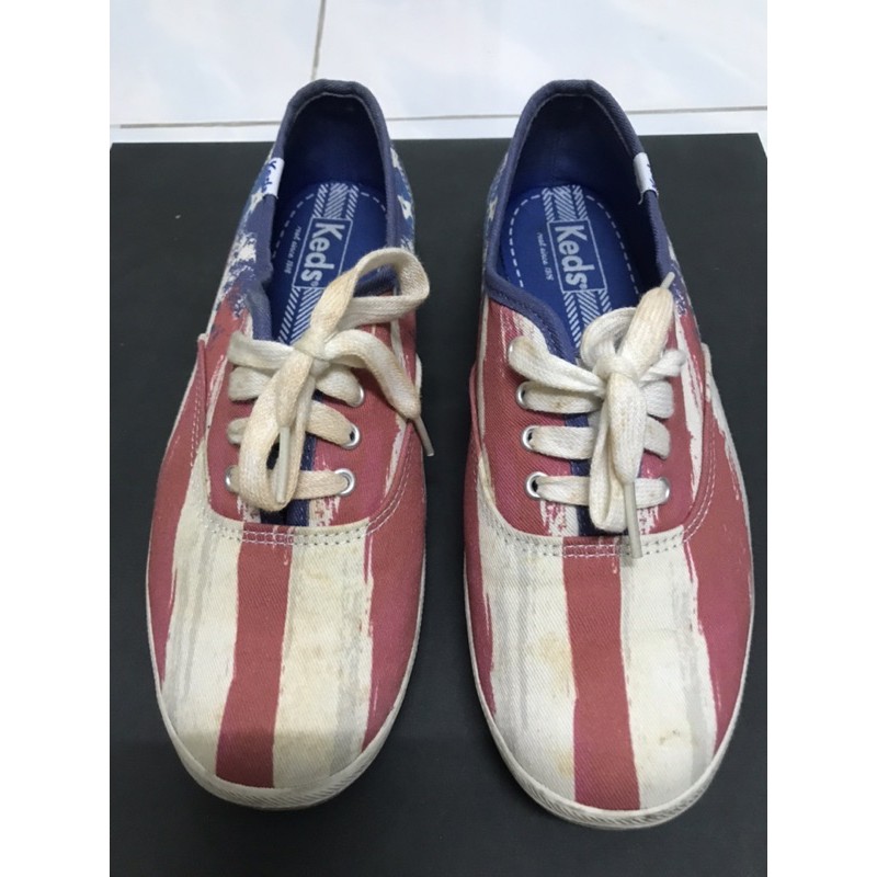 keds รองเท้าผ้าใบ (มือสอง)