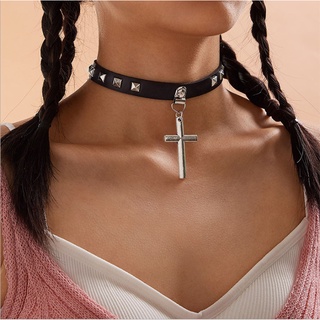 European and American Punk Style Fashion Leather Collar Cross Retro Rivet Leather Necklace Choker Clavicle Chain