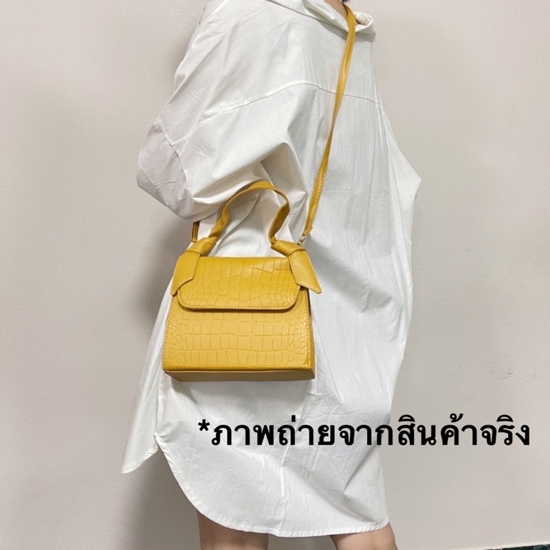 กระเป๋าสะพายข้างสวยๆพร้อมส่ง - lamoon.pao - ThaiPick
