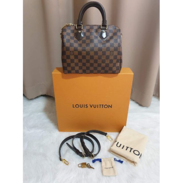 กระเป๋าหลุยส์ แท้ มือสอง 95%  Louis Vuitton