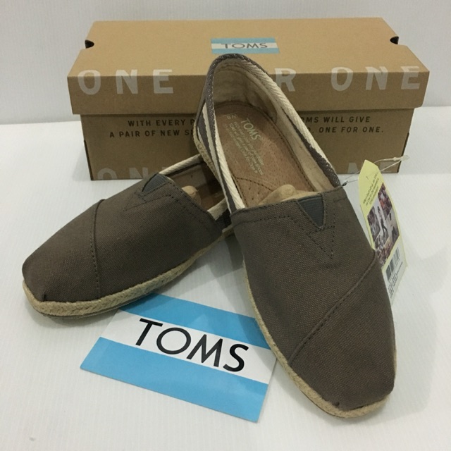 รองเท้า TOMS ของแท้ W8
