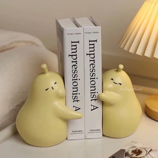 Pear Bookend🍐 ที่คั่นหนังสือลูกแพร์กอดกัน