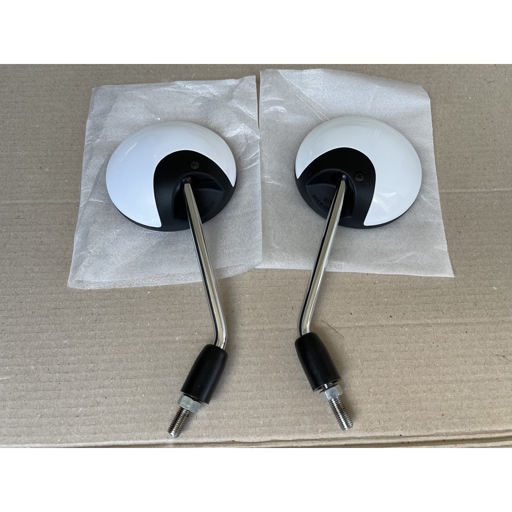 กระจก กระจกมองหลัง SCOOPY-i ปี 2009-2012 กระจกมองข้าง สกูปปี้ไอ ใส่กับรถ HONDA ได้ทุกรุ่น 1คู่ สีขาว