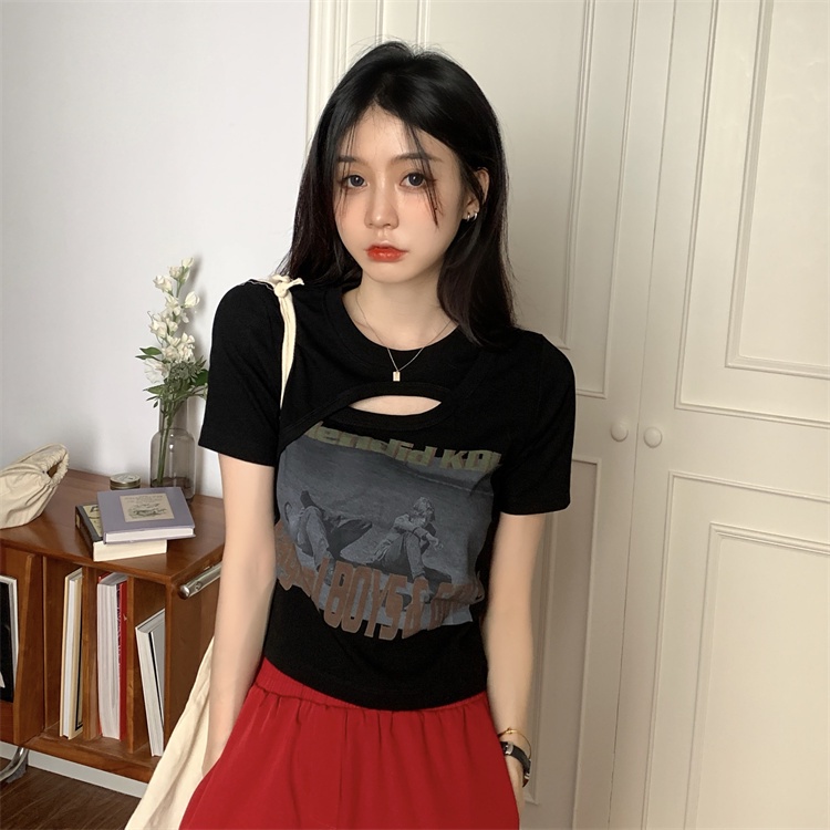 Woman s Clothes Design Sense Niche Hollow Short sleeved Bottoming Shirt 