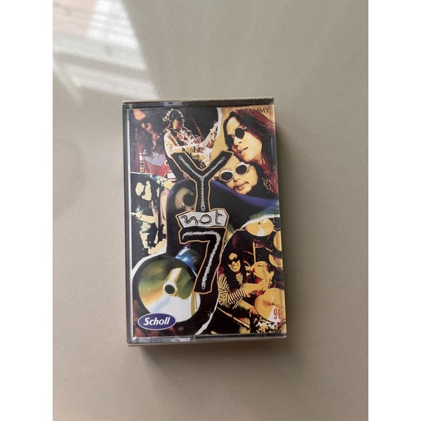 เทปเพลงวง Y not 7 อัลบัมแรก (อัลบัม Y not 7)