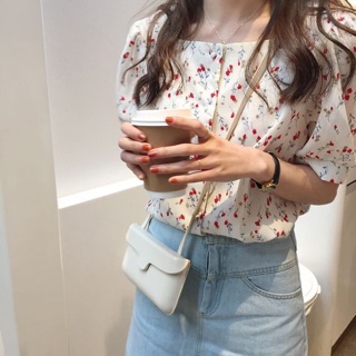 🌸 Grace flower shirt เสื้อเชิ้ตคอเหลี่ยมสีขาว ลายดอกไม้ เนื้อผ้าชีฟองผสมโพลีเอสเตอร์ 🌈