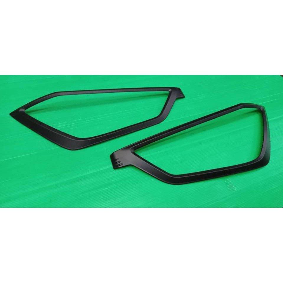 ครอบไฟหน้าD-MAX2020ดําด้านสวยทนทาน