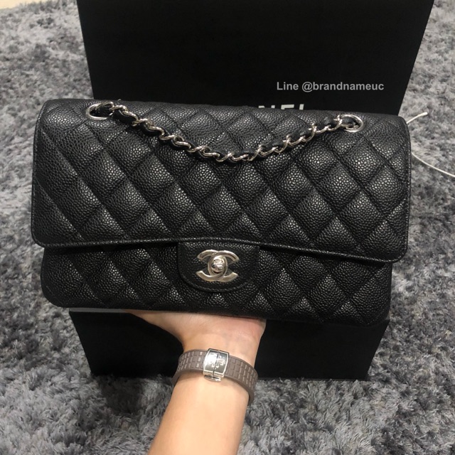 chanel classic 10