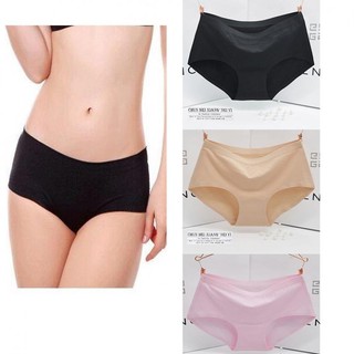 Be Charming กางเกงในไร้ขอบหลัง (เซท 3 ตัว คละสี) Panty Set