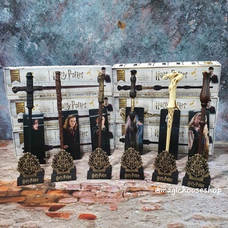 Harry Potter Wand Pen with Stand &amp; Lenticular Bookmark