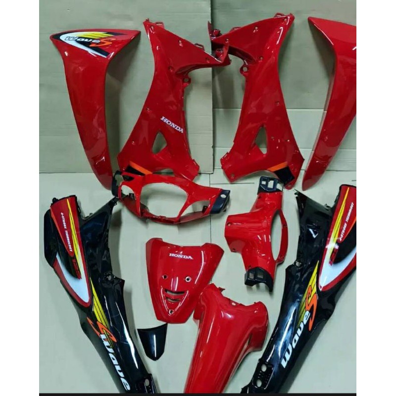 ชุดสี เวฟ125 S หัวเถิก ไมล์ดิจิตอล กุญแจกลม สีแดงท้ายดำ พร้อมติดสติ๊กเกอร์ วัสดุabs