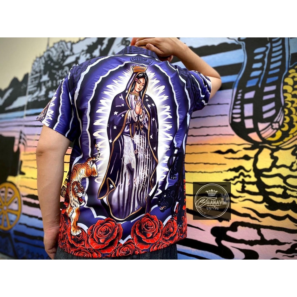 [ลด90฿โค้ดOCTWOW90] เสื้อเชิ้ต ผู้ชาย แขนสั้น ลาย Our Lady of Guadalupe