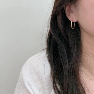 A.piece ต่างหูห่วง [silver 925 post] Oval Hoops