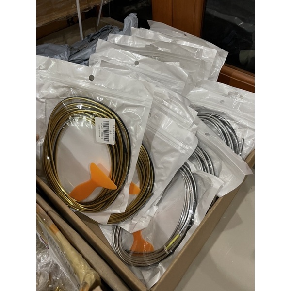 ขอบทองและขอบเงินติดขอบตู้ลำโพงสินค้าอย่างดีมีมาตรฐาน  ขนาด5เมตร🇹🇭