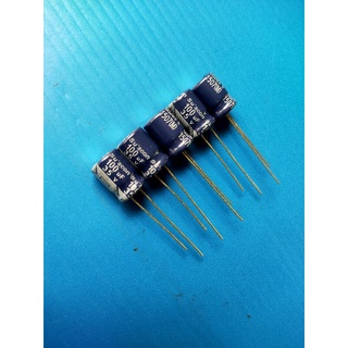 C.คอนเดนเซอร์ 100 uF 35 V (ราคาตัวละ 25 บาท)