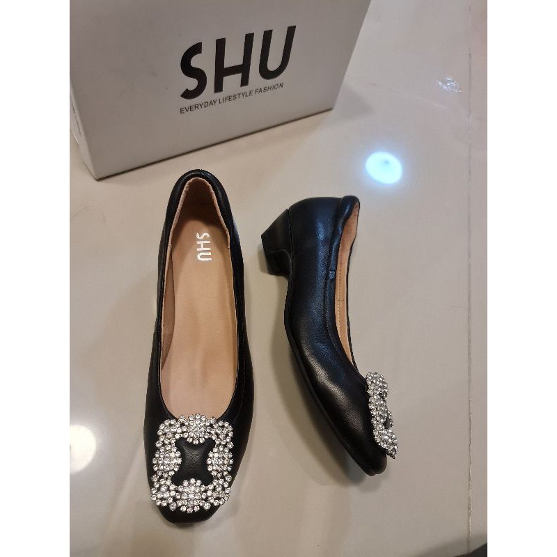 รองเท้า shu สภาพ100%
