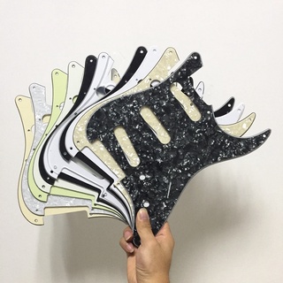 Fleor ปิ๊กการ์ดกีตาร์ไฟฟ้า SSS 8 หลุม พร้อมสกรู สไตล์วินเทจ …