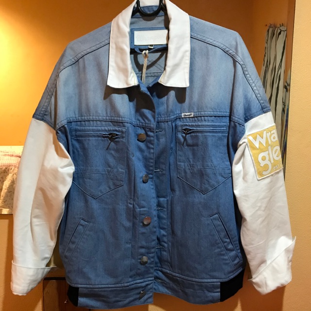 Wrangler Jacket เสื้อแจ็คเก็ตยีนส์ Wrangler แท้