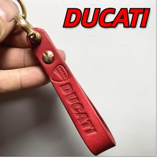 Suitable for DUCATI Motorcycle Leather Keychain Scrambler800 1199 1299 899 V2 Monster696 821 797 659 Panigale V4 Diavel1260 StreetFighter 848 1098 Scrambler800 supersport Hypermotard 950 Multistrada 1200 cowhide key pendant