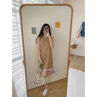 มินิเดรสคอกลมแขนกุด เอิร์ทโทน