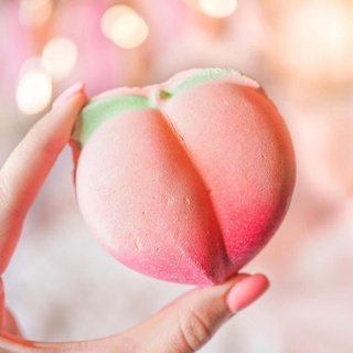 (ของใหม่) Lush Peachy Bath Bomb 170g