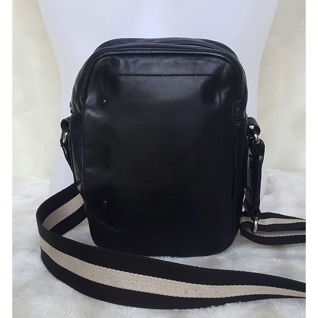 กระเป๋ามือสอง ของแท้💯Bally รุ่น Tabio Genunine Leather Crossbody Bag กระเป๋าหนังแท้สะพายข้าง