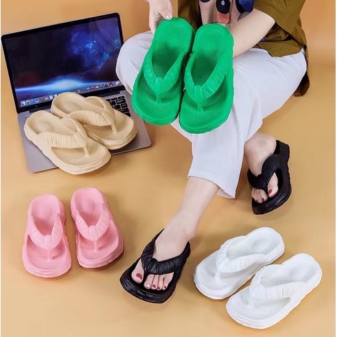 รองเท้าแตะหูคีบ ผู้ใหญ่ EVA แท้ คุณภาพดี เบาพื้นนิ่ม กันลื่น ใส่สบายเท้า E 229